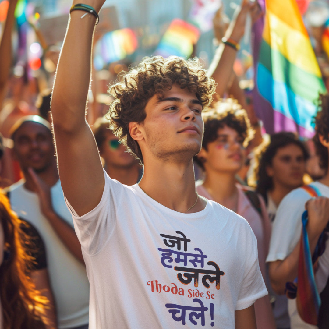 Jo humse jale thoda side se chale hindi quote Tshirt